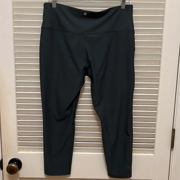 Avia Athletic Leggings / Joggers / Exercise / Running Pants in Green, Size Large - Picture 9 of 15